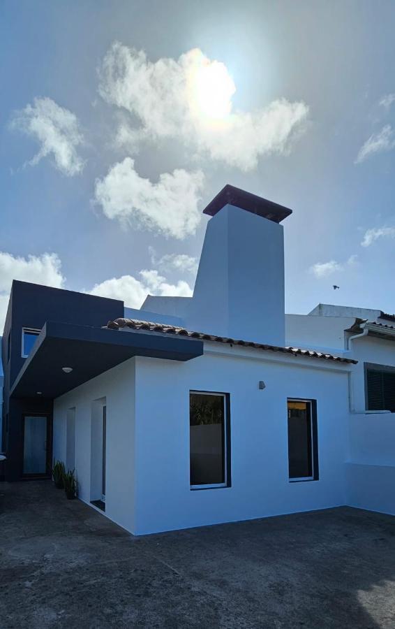 הוילה Ponta Delgada Casa Dos Amigos מראה חיצוני תמונה